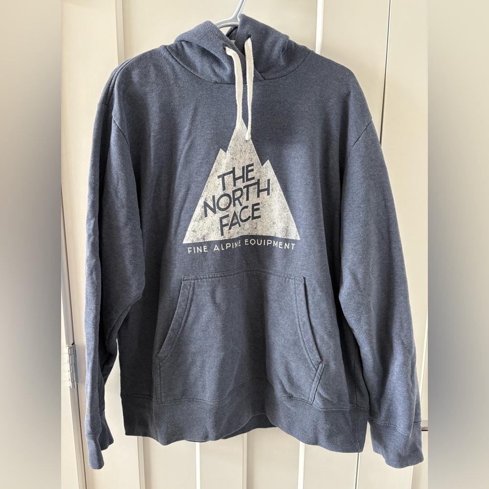 Men’s North Face Hoodie